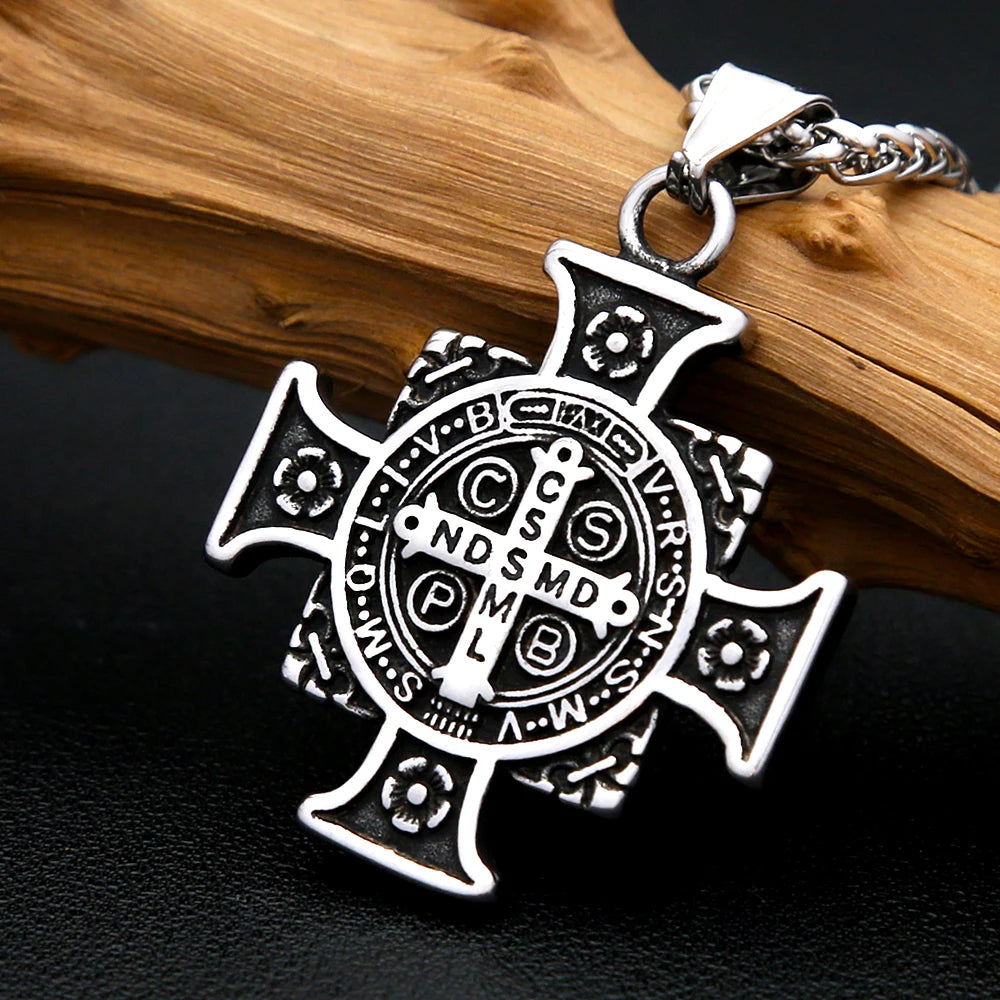 Fashion Retro Christ Jesus Necklace Stainless Steel Rune Cross Pendant For Men Women Punk Amulet Jewelry Gift
