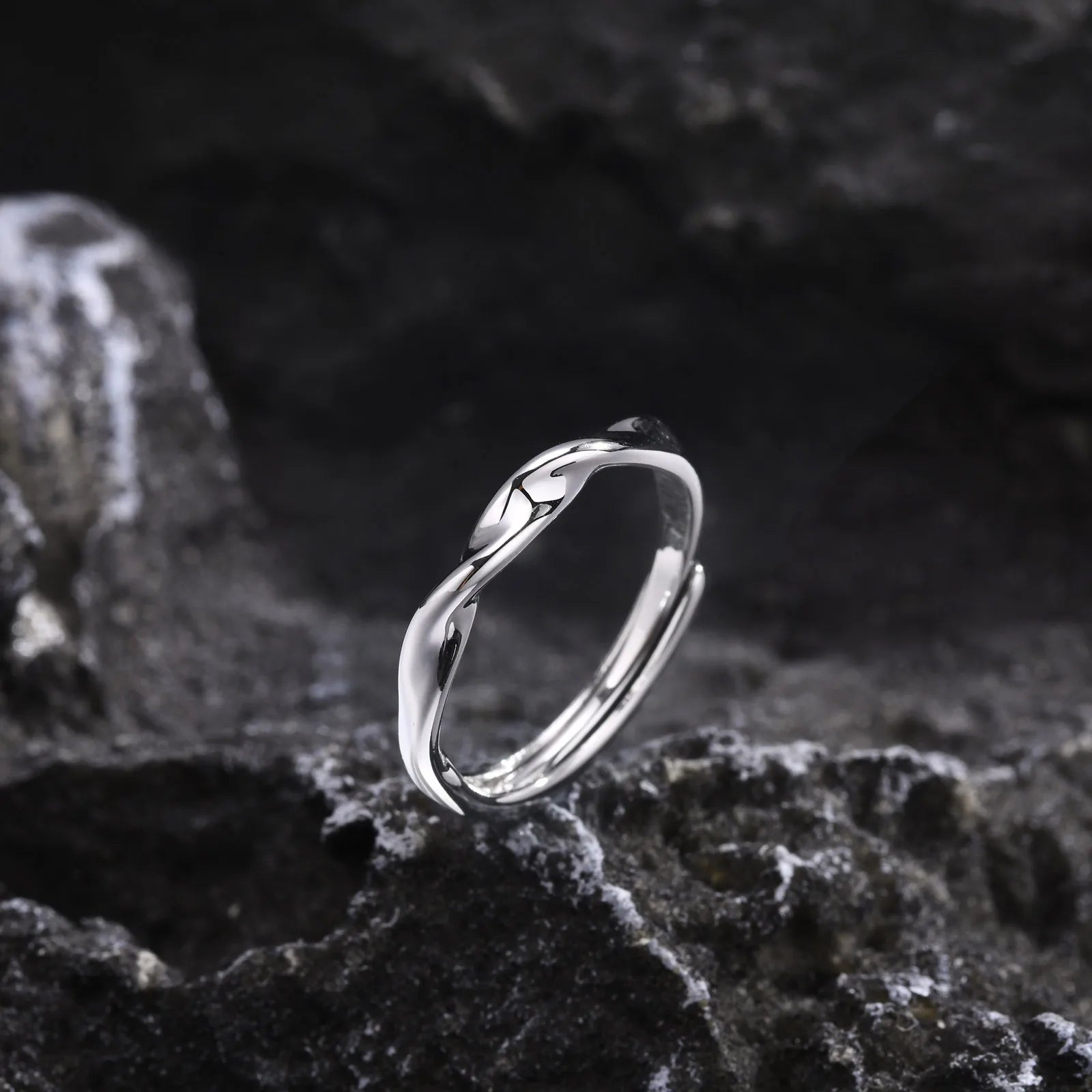 Minimal Mobius Twisted Ring — Stainless Steel