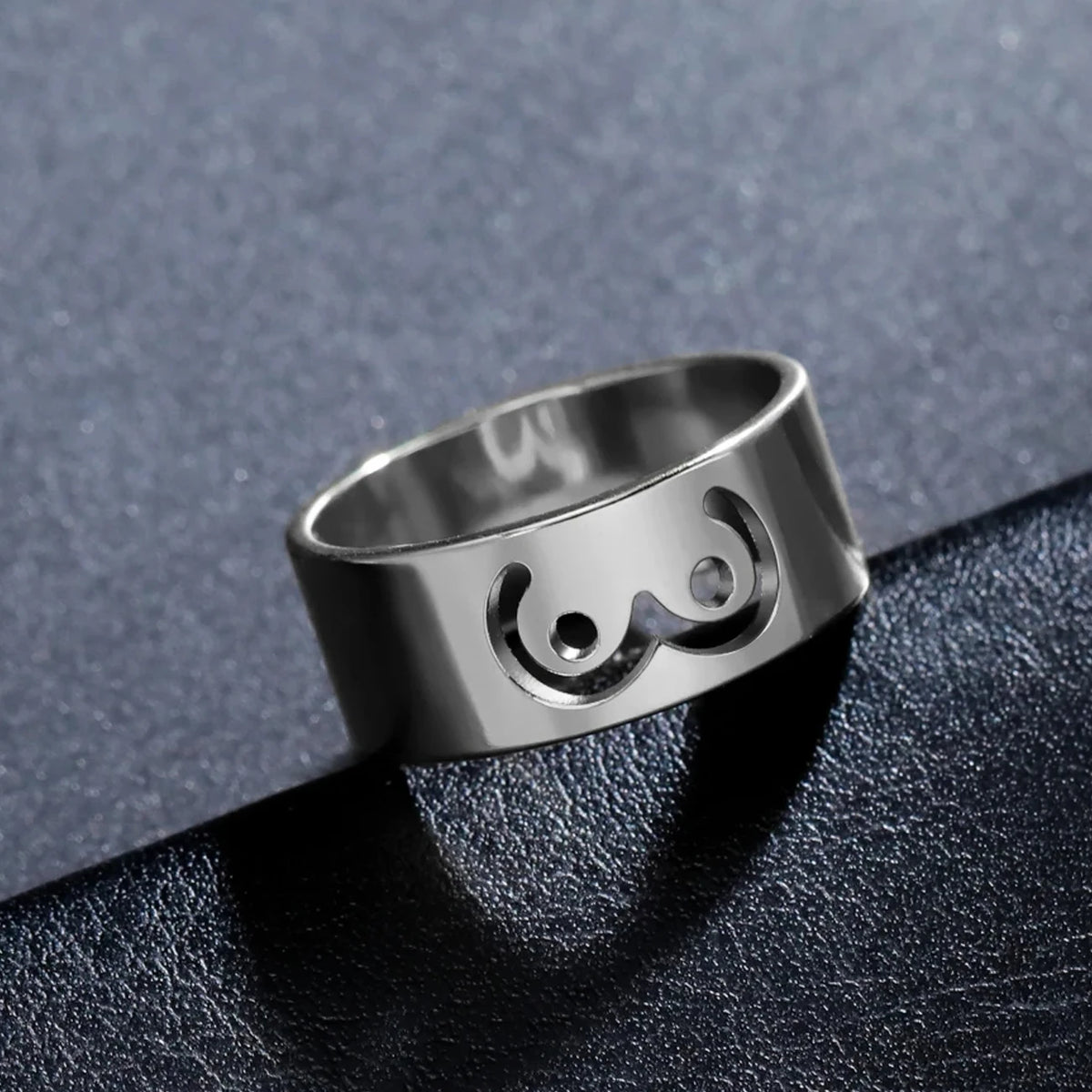 Fashionable and Interesting Eye Ring for Both Men and Women a Couple's Gift Full of Fun and Charm