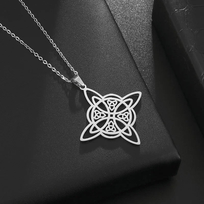Celtic Trinity Knot Pendant Necklace — Zinc Alloy