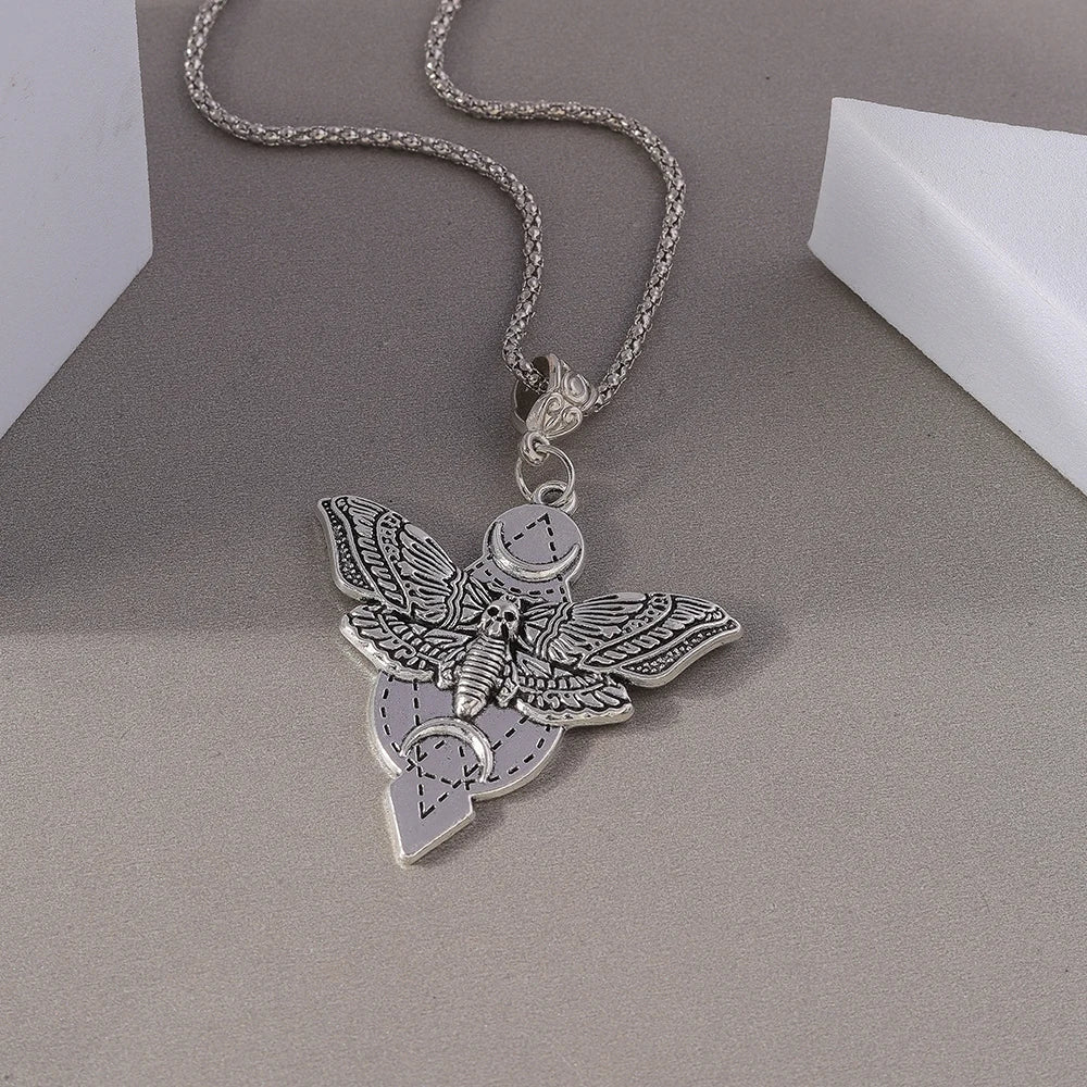 Gothic Skull Love Heart Necklace for Women Men Religious Crucifix Necklaces Punk Jewelry Gifts