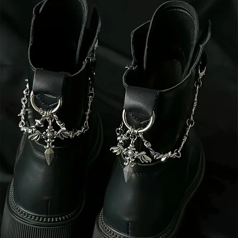 2Pcs Gothic Retro Spear Shaped Pendant Boot Chain Silver Metal Detachable Shoe Chain punk Boot Decoration Accessories