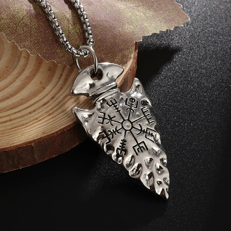 Retro Domineering Nordic Battle Ax Pendant Necklace for Men and Women Punk Pendant Lucky Amulet Jewelry Gift