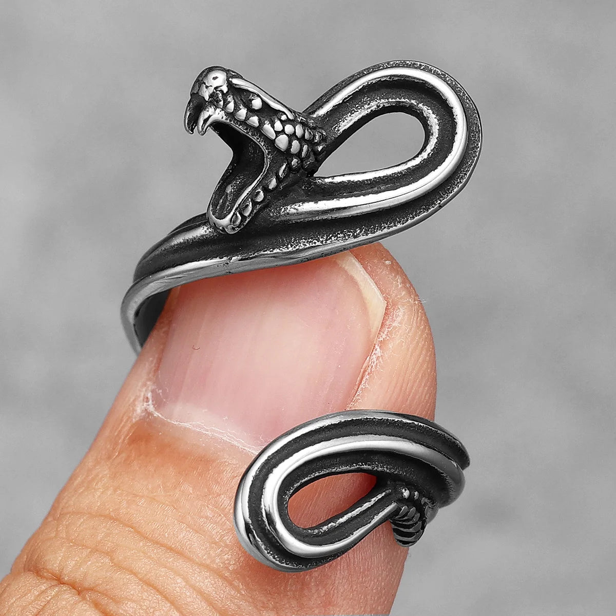 Viper Snake Animal Ring — Stainless Steel
