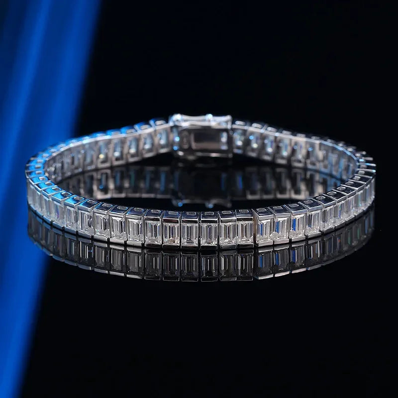 Luxury Solid Platinum PT950 Women's 0.4 karat Moissanite Diamond Emerald Bracelet Simple and Generous