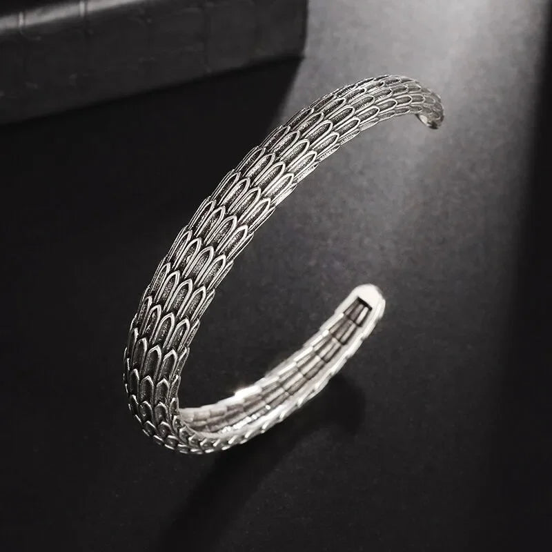 Skull Bracelet — Gothic Punk