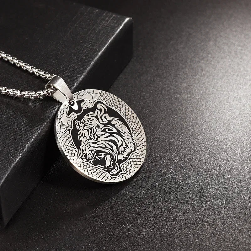 Domineering Tiger Head Pendant Men\\\'s Fashion Animal Tiger Necklace Punk Hip-Hop Trend Casual Jewelry Boyfriend Gift