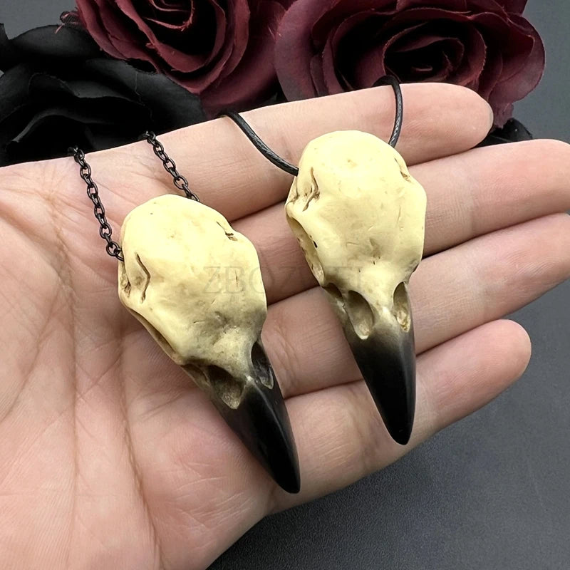 3D Raven Skull Necklace Resin Replica Raven Magpie Crow Poe Gothic Gift,Halloween Raven Skull Necklace,Goth Bird Skull Jewelry