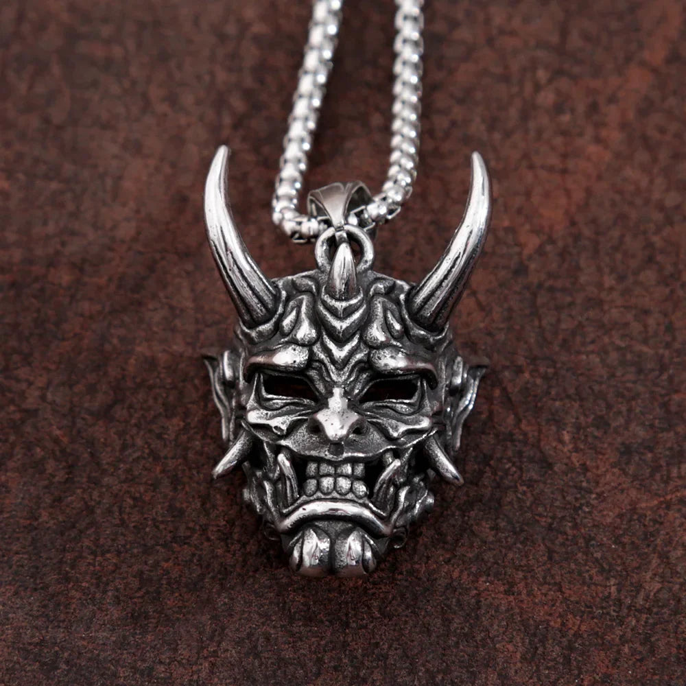 Gothic Stainless Steel Fang Demon Mask Pendant Necklace Retro Punk Style Biker Monster Skull Necklace Men Chain Jewelry Gift