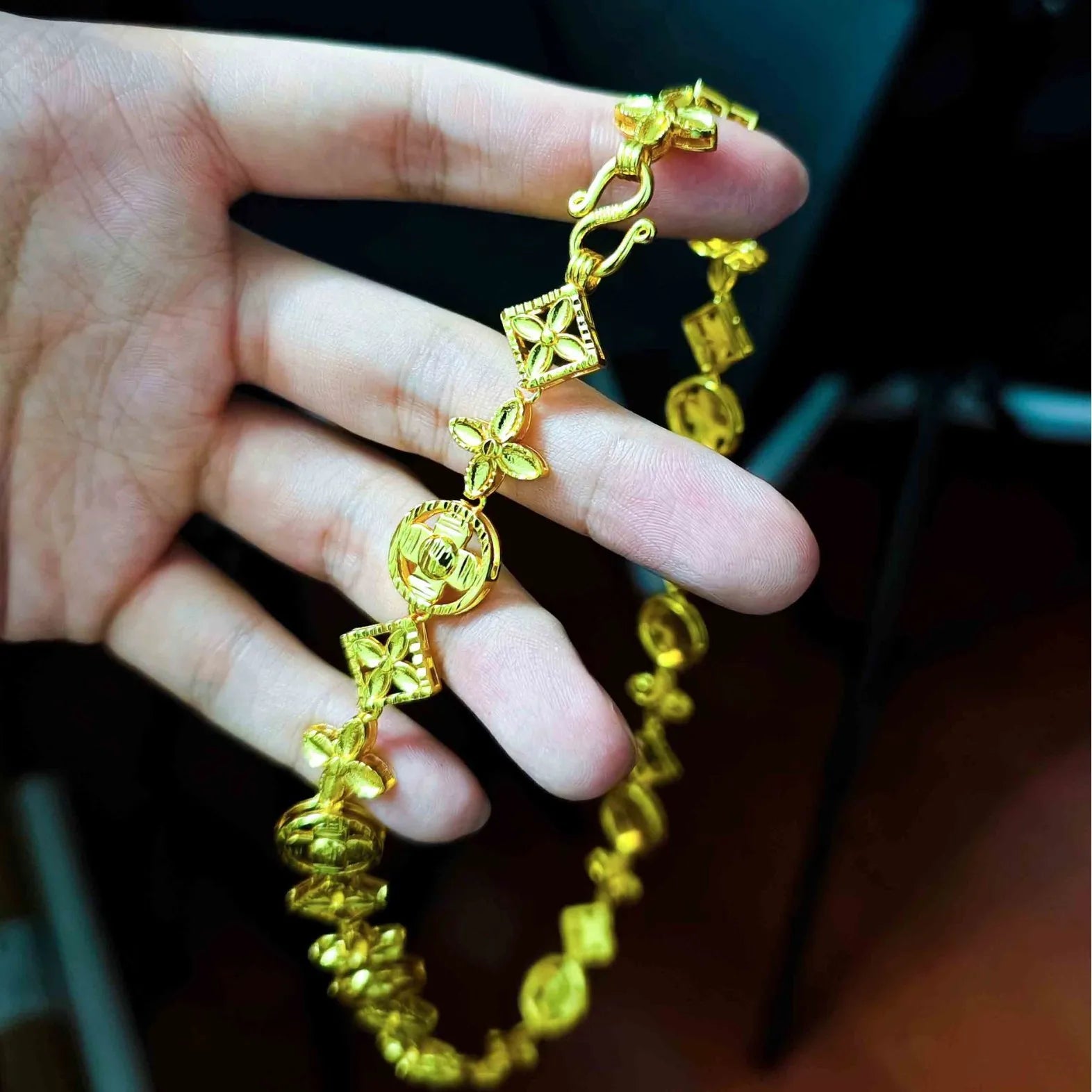 Luxury 24K 9999 Pure Gold real gold INS Wind Lucky Grass Necklace Women's All-match Necklace