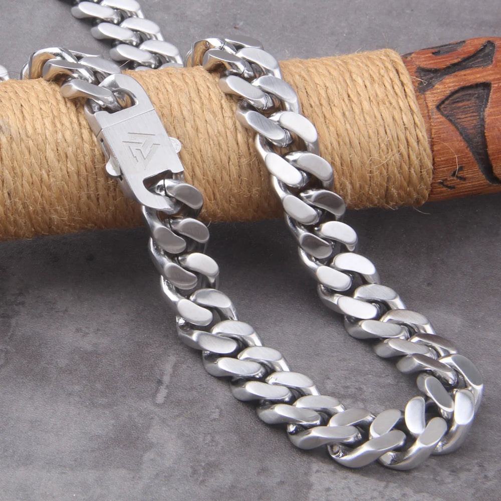 Stainless Steel Viking Ouroboros Necklace Men's Punk Gothic Snake Necklace Fashion Biker Vintage Charm Jewelry Gift Wholesale