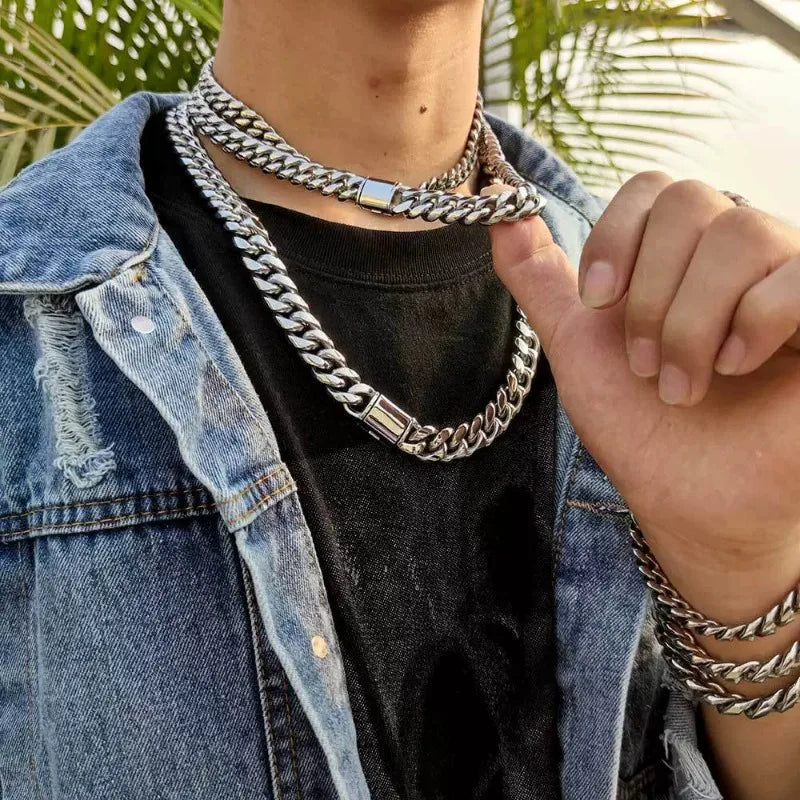 Cuban Link Chain Necklace — Stainless Steel