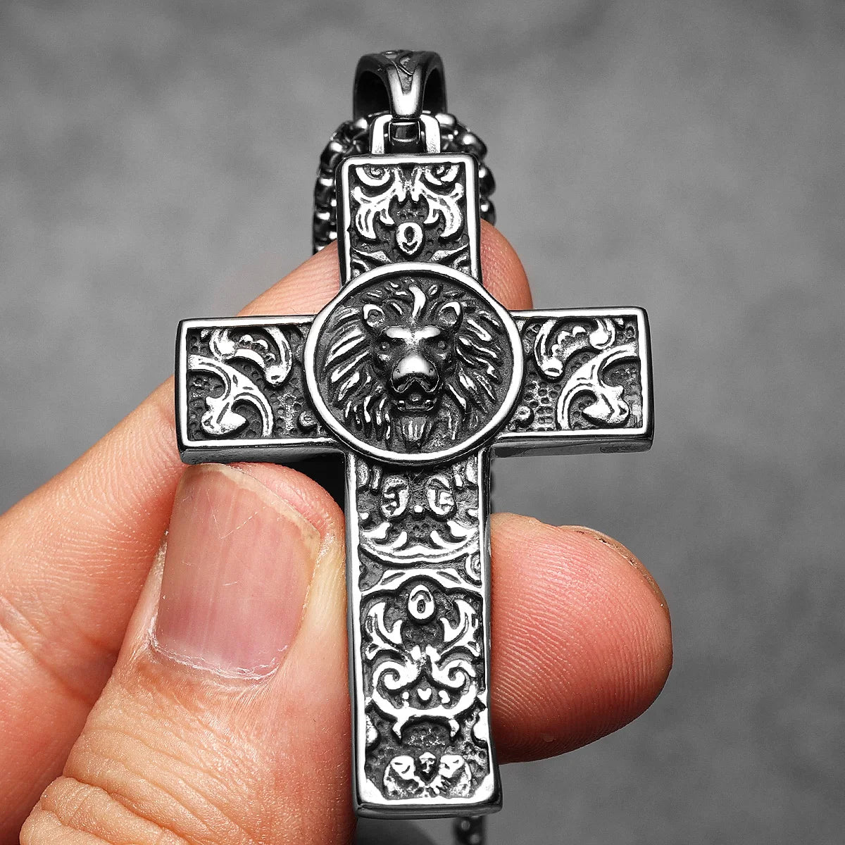 Lion Carving Flowers Cross Men Necklaces Stainless Steel Pendant Chain Women Fashion Jewelry Punk Accessories Gifts