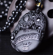 Beautiful Chinese Handwork Natural Black Obsidian Carved Coin Toad PiXiu Blessing Lucky Amulet Pendant + Beads Necklace