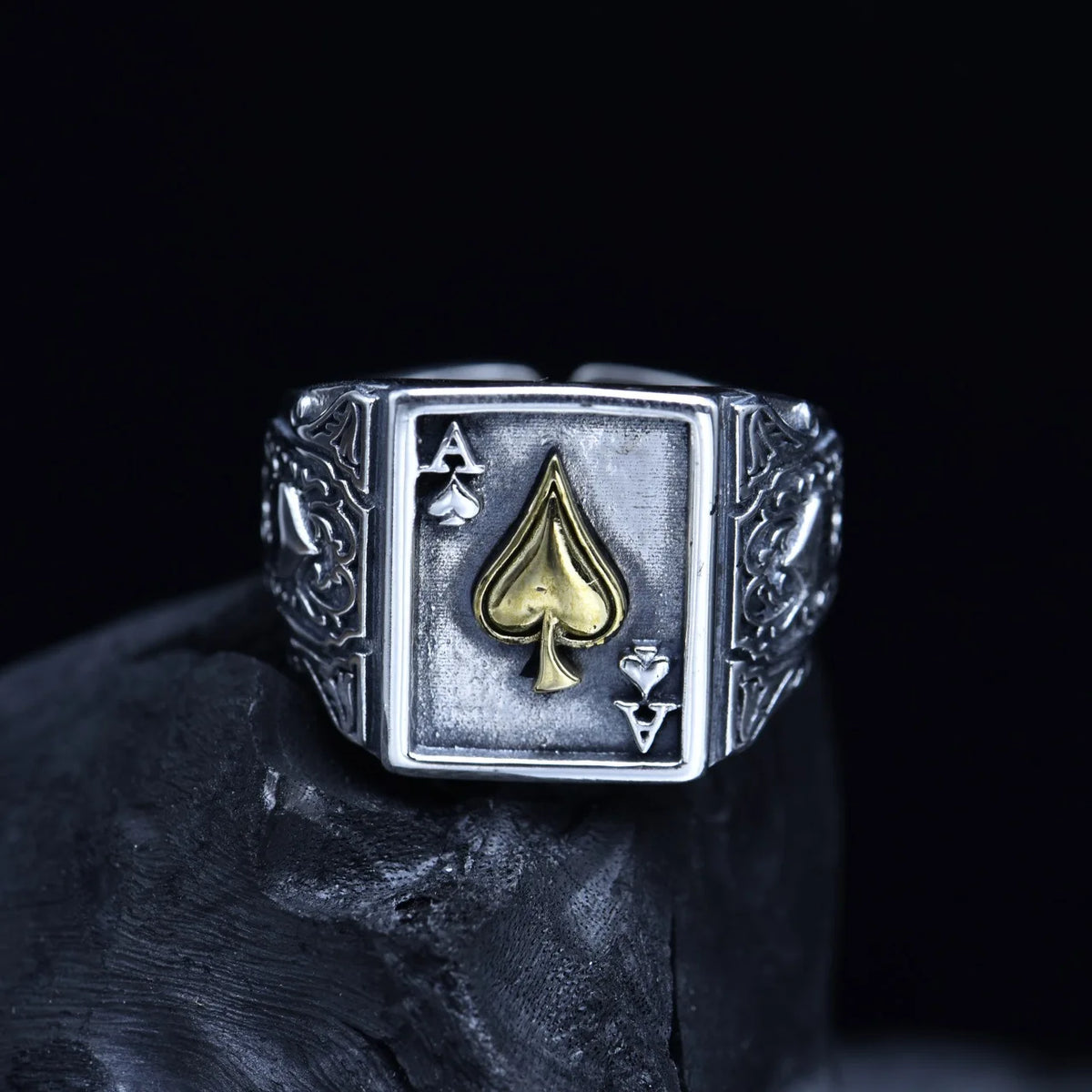 Ace of Spades Punk Gothic Open Ring — Zinc Alloy