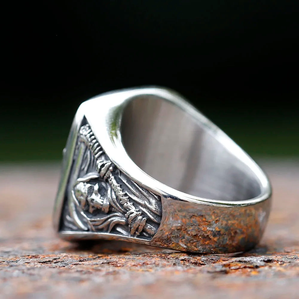 Death Sickle Skull Ring — 316L Stainless Steel