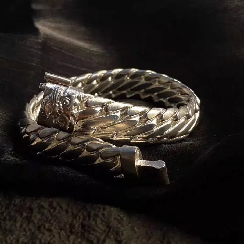 Lion Head Cuban Link Whip Chain Bracelet — Wide Bold, 22cm