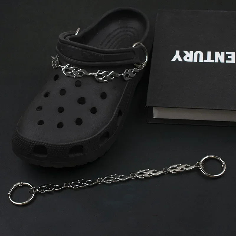 2026 Hot New Designer Shoe Charms Chain Fashion Gift Punk Pendant Metal Buckle Hip Hop Shoe Decoration Accessories For