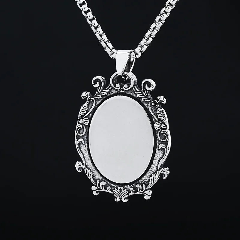 Lion Head Pattern Pendant Necklace — Stainless Steel