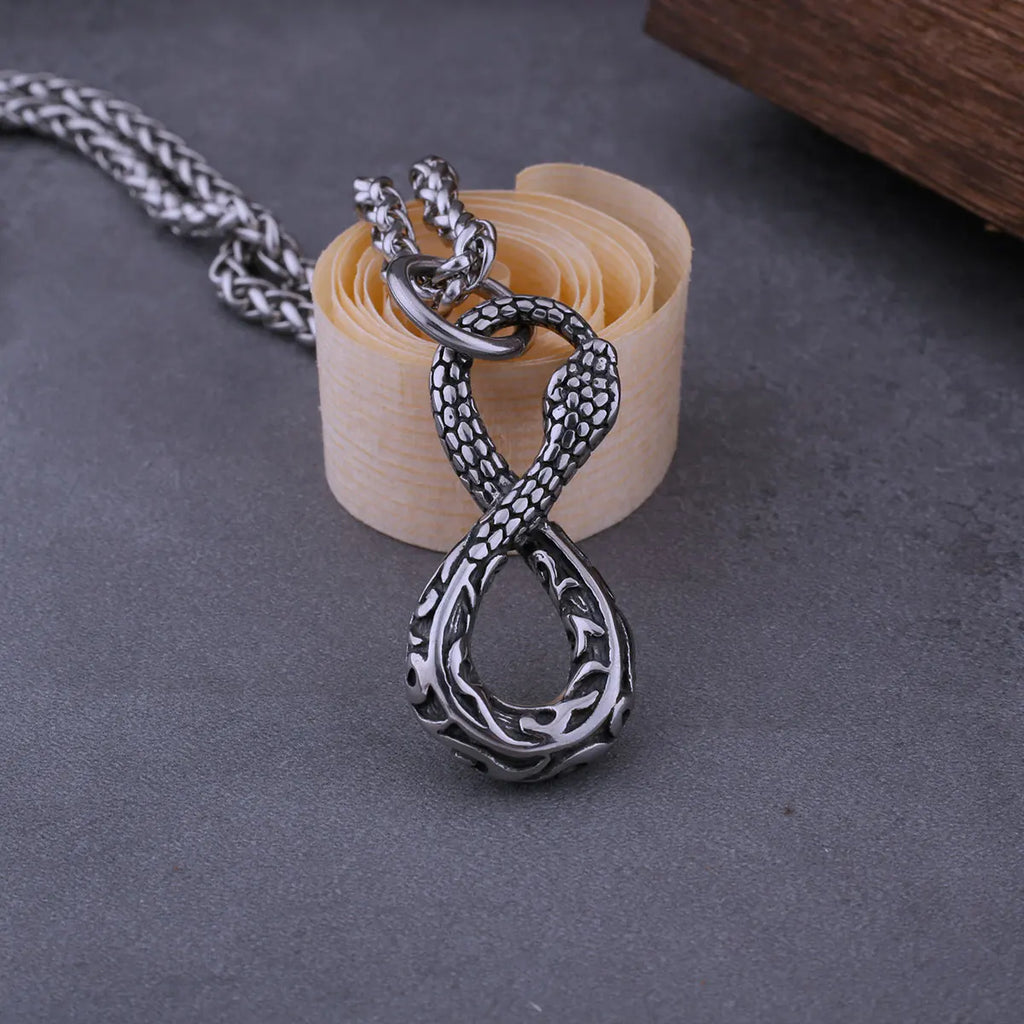 316L Stainless Steel Snake Necklace Men's High-end Personality Number Eight Modeling Retro Cool Punk Rock Pendant Gift