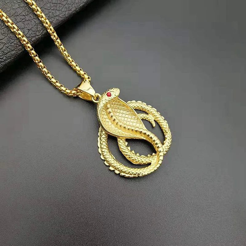 Cobra Red Eye Alloy Men Pendant Necklace Hollow Out Grave Python Men Metal Pendants Neck Chian Jewelry Fashion Accessory