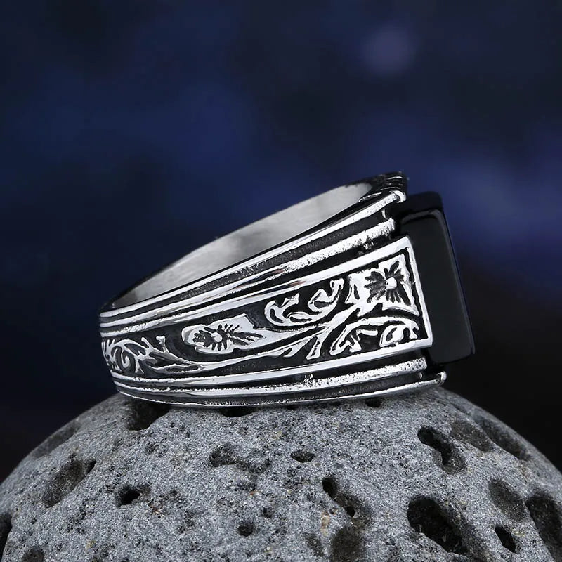 Fashion 2024 New 316L Stainless Steel Polished Pattern Ring Black Zircon Vintage  Jewelry For Couple Gift Good Detail