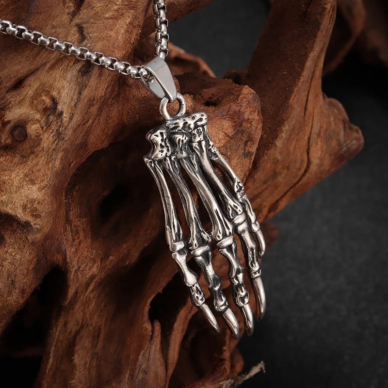 Retro Domineering Nordic Battle Ax Pendant Necklace for Men and Women Punk Pendant Lucky Amulet Jewelry Gift