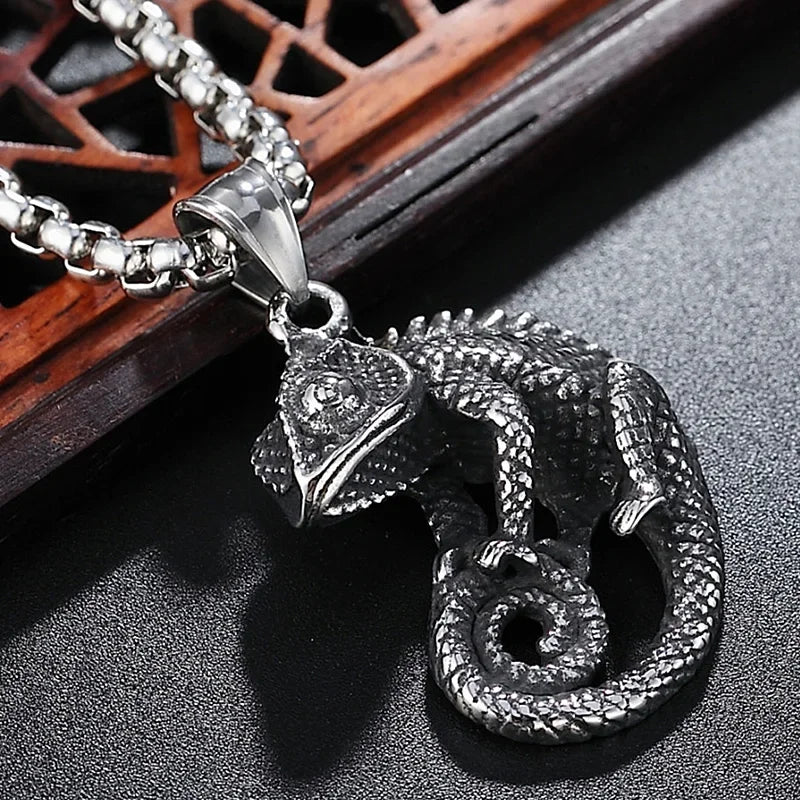 Gothic Stainless Steel Chameleon Pendant Necklace Punk Biker Animal Pendant Cool Men Fashion Jewelry Dropshipping Store