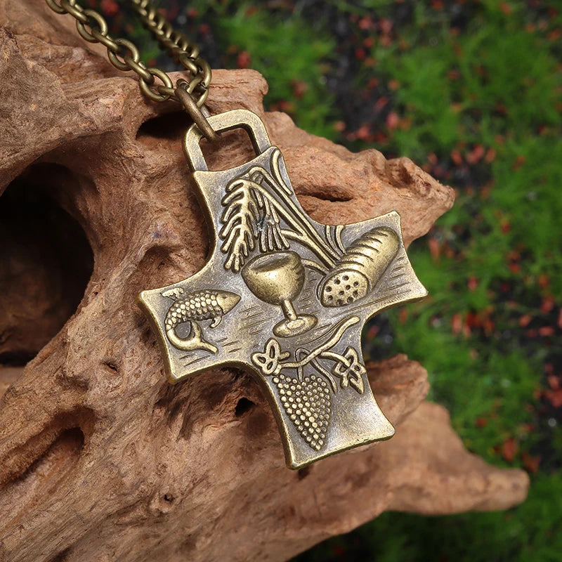 Vintage Catholic Cross Pendant Necklace — Amulet