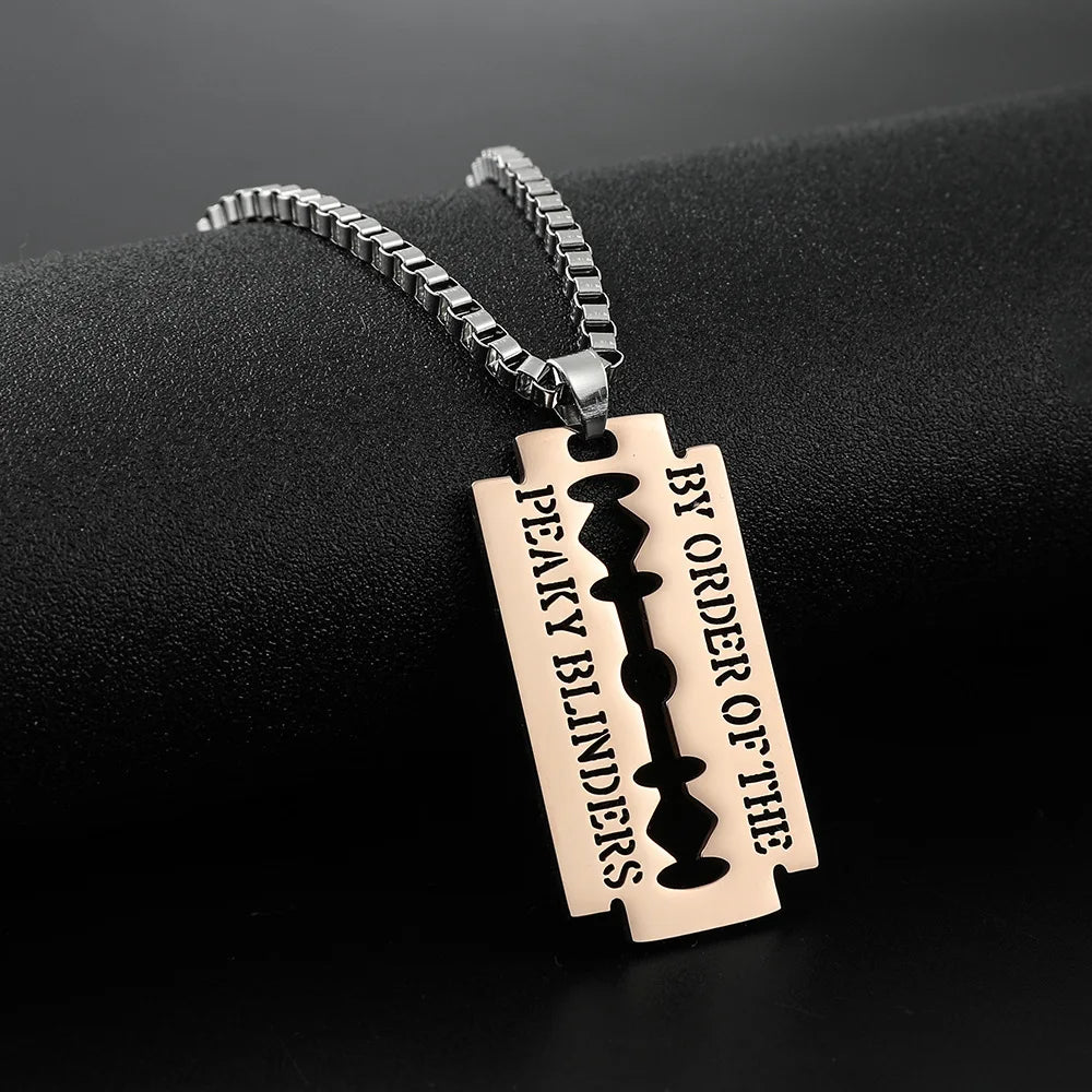 2021 New Fashion Street Hip-Hop Rock Jewerly Men Women Stainless Steel Flame Quenched Razor Blade Pendant Necklaces Punk Jewelry