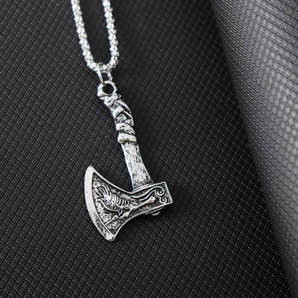 Fashion Wolf Totem Axe Necklace Wolf Head Amulet Pendant Hip Hop Punk Necklaces for Men Gothic Jewelry Party Personality Gift