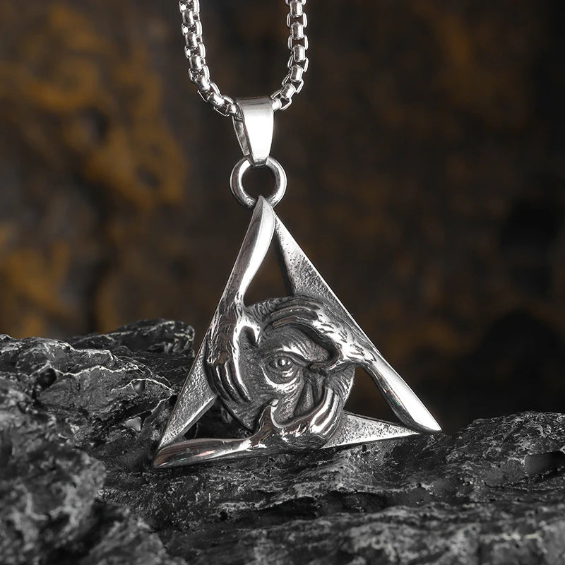 Jewelry Round Celtic Knot Necklace for Men Nordic Rune Amulet Fashion Sweater Necklace Gift