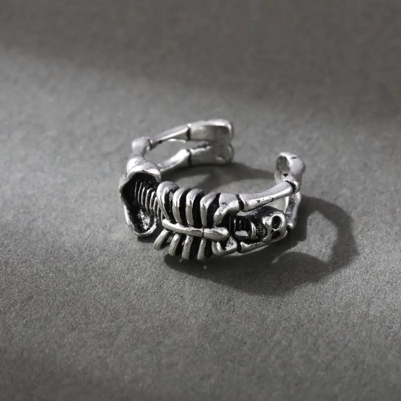 Retro Punk Skull Design Ring For Men Adjustable Personality Gothic Style Fashion Metal Bone Shape Ring Jewelry