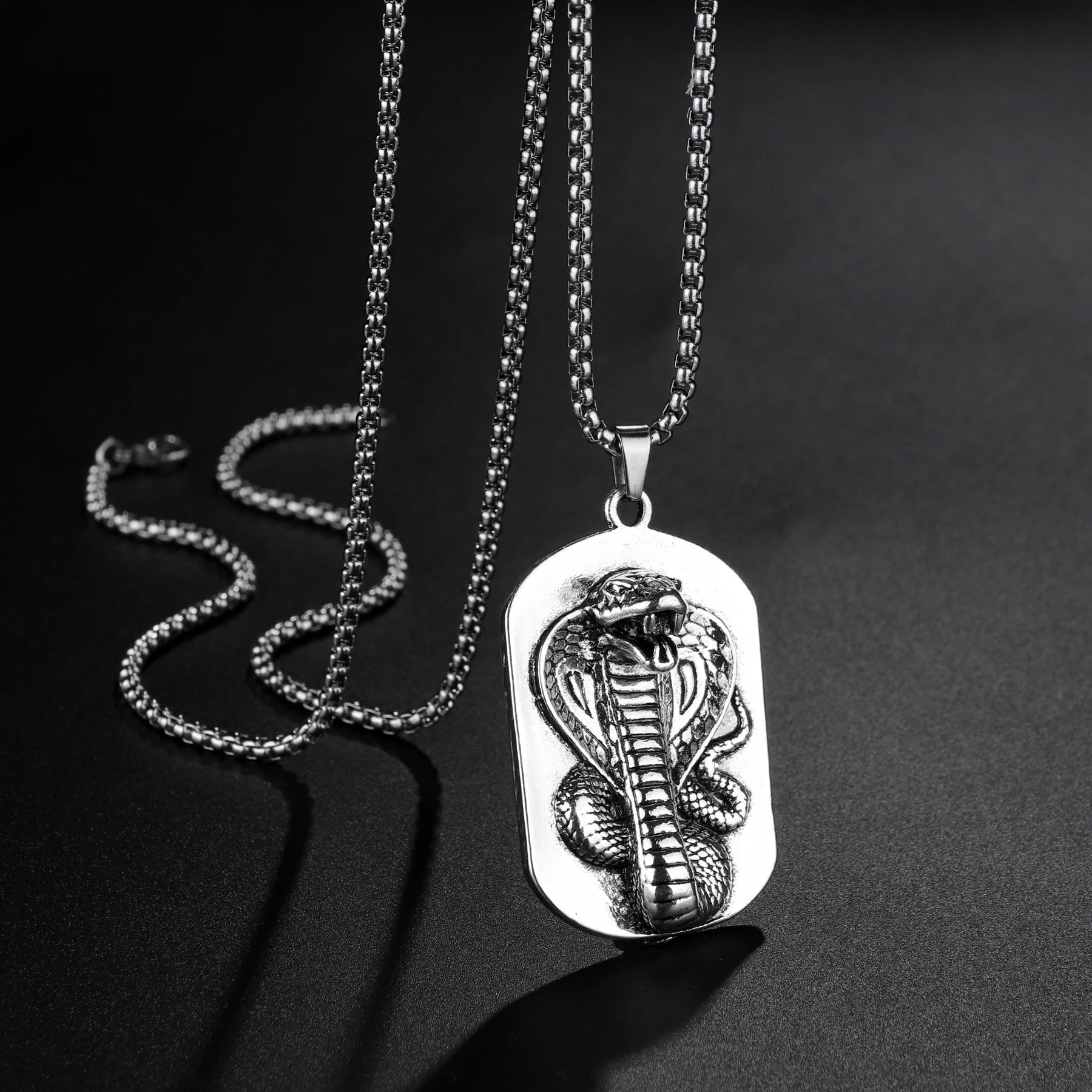 Punk Bull Buffalo Skull Pendant Necklace For Cool Men Women Stainless Steel Long Chain Necklace Party Gift Hip Hop Jewelry