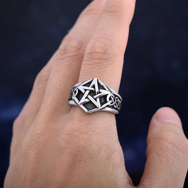 Polished Star Pattern Party Ring — Stainless Steel