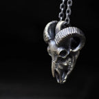 1 Piece of New Simple Trendy Skull Plate Goat Skull Pendant Necklace Punk Retro Men and Women Couple Pendant Jewelry Wholesale