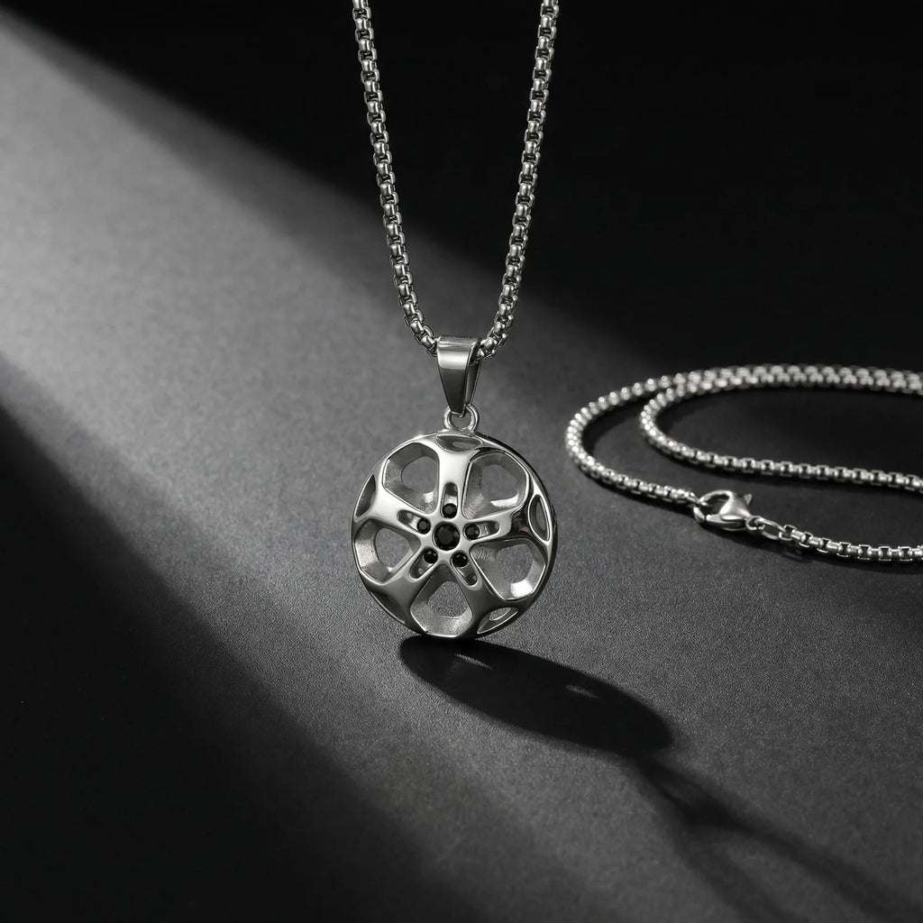 Creative Unique Wheel Hub Pendant Necklace Inlaid Cubic Zircon Stainless Steel Necklace Fashion Punk Jewelry for Men Gift