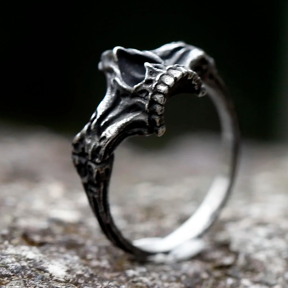 Skull Ring — Gothic Steel Vintage