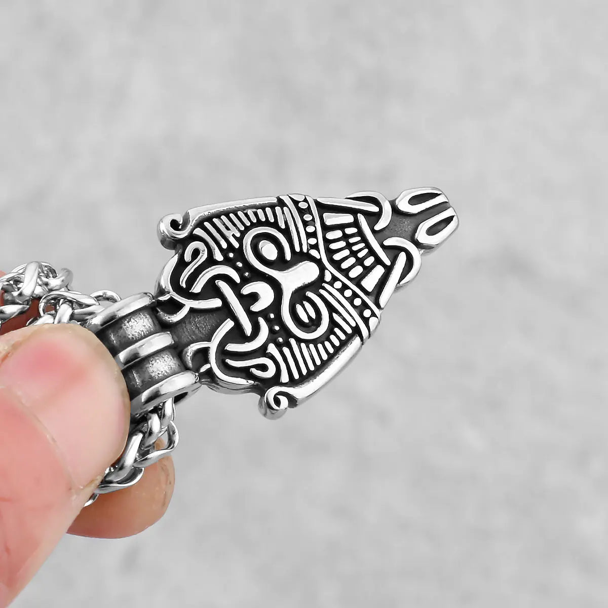 Men's Odin Face Shield Stainless Steel Personality Necklace Nordic Fashion Myth Amulet Pendant High Quality Jewelry
