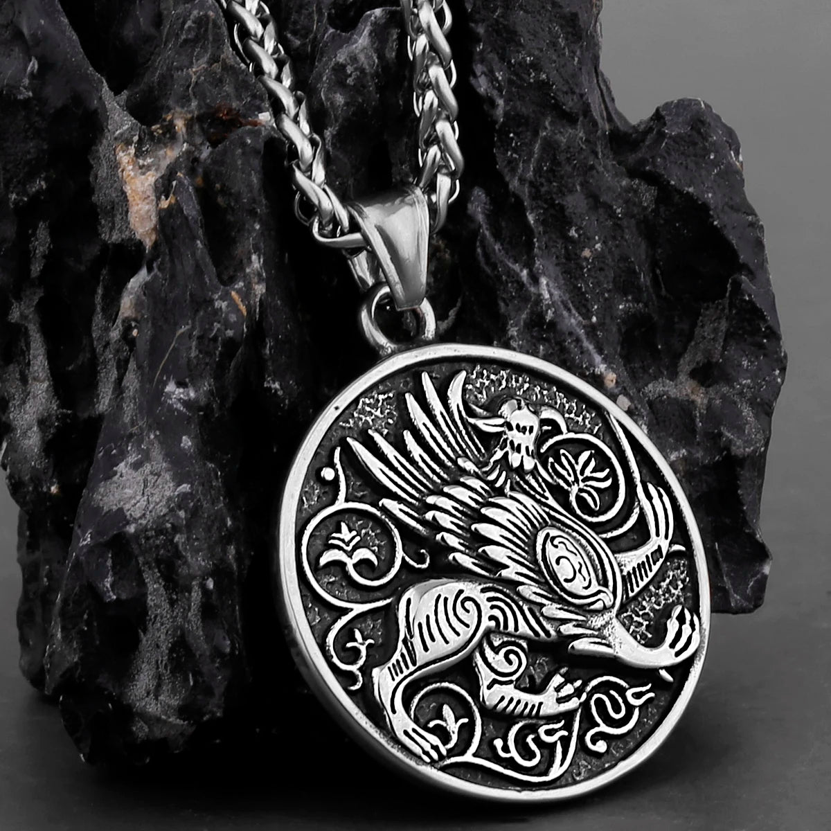 Stainless Steel Sweater Chain Greek Mythology Griffin Amulet Pendant Men's Necklace Retro Totem Necklace Jewelry Wholesale