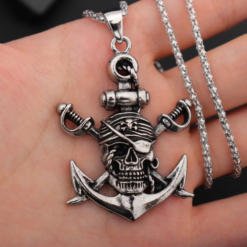 Vintage Japanese Double Swords Pirate Skull Pendant Necklace for Men Hip-Hop Pirate Boat Flag Logo Pendant Neck Chain