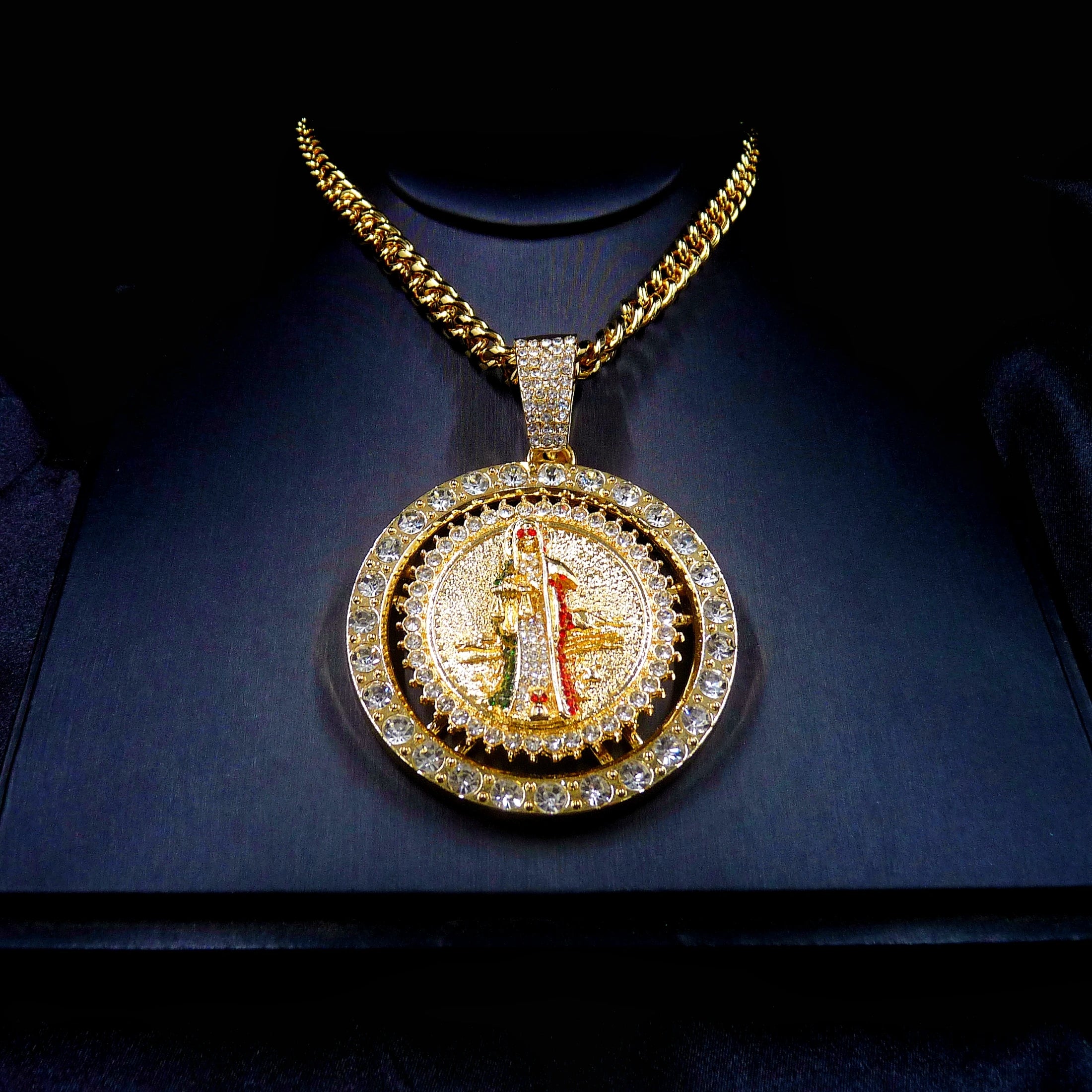 1 piece men's fashionable hip hop Santa Muerte set with sparkling rhinestones rotatable pendant decorative necklace