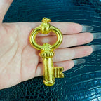 Gold Pendant Necklace
