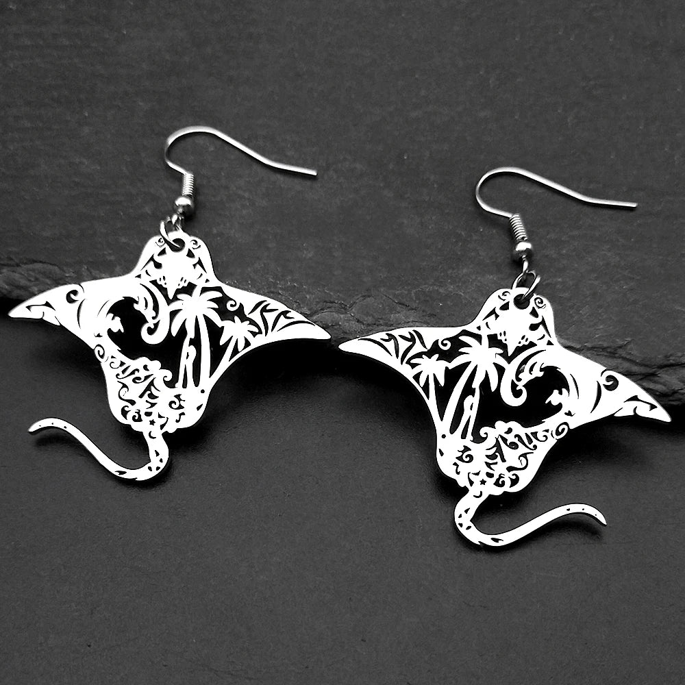 Manta Ray Gold Pendant Necklace