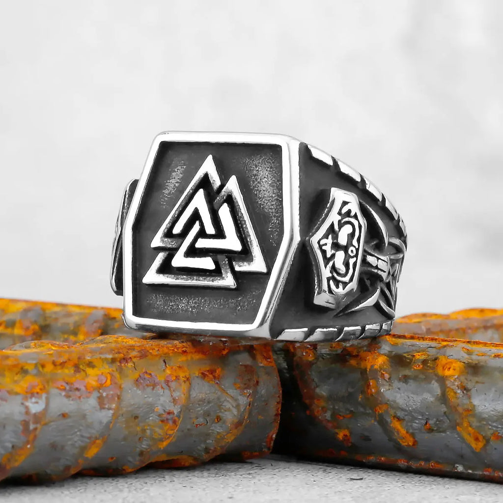 Vintage Stainless Steel Viking Amulet Ring Norse Compass Runes Men and Women Rings Teens Multi Style Jewelry Boyfriend