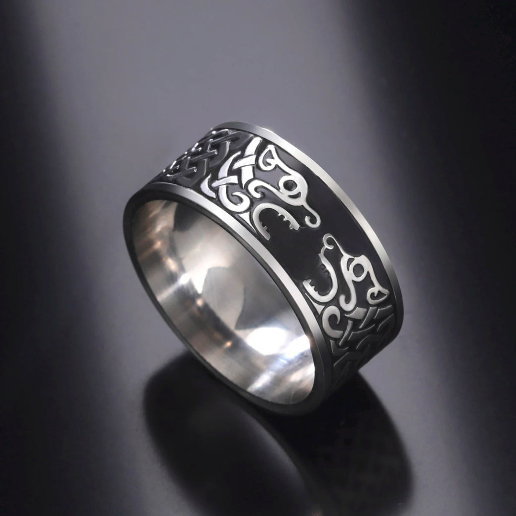 Viking Giant Wolf Knot Ring — Stainless Steel