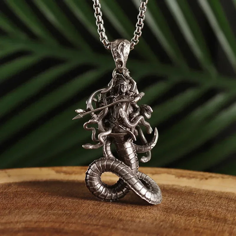 Snake Demon Skull Pendant Necklace — Gothic Vintage