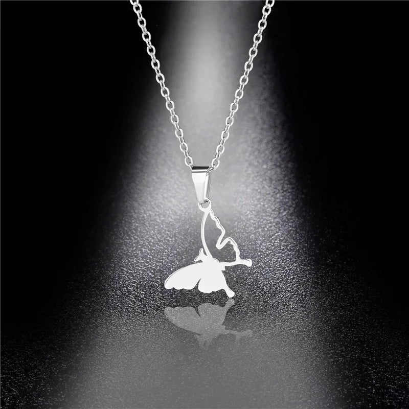 Star of David Heart Pendant Necklace — Stainless Steel