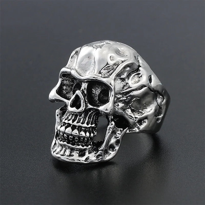 Retro Skull Statement Ring — Silver