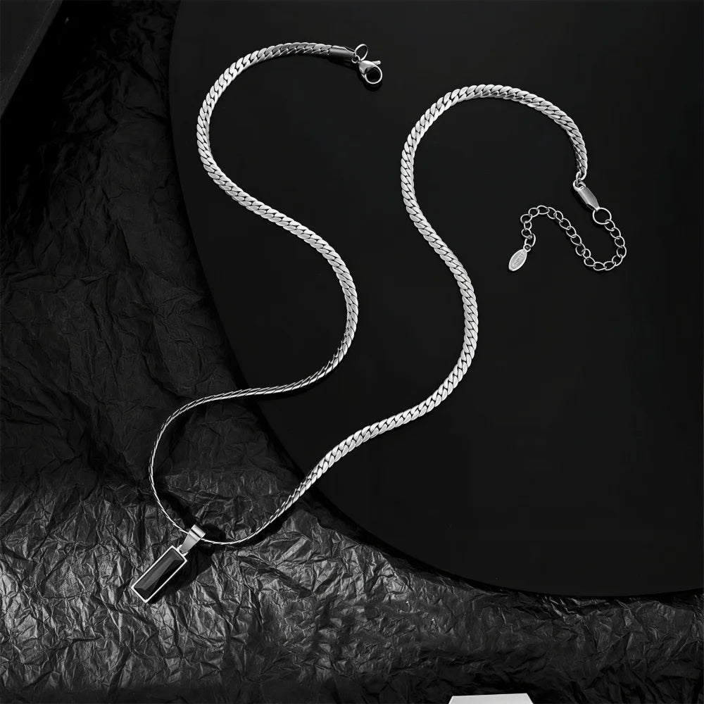Hip Hop Men Black Square Crystal Pendant Necklace Retro Stainless Steel Flat Chain Jewelry Fashion Accessories
